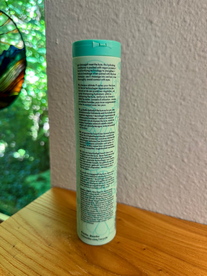 Amika The Kure Strength Repair Shampoo