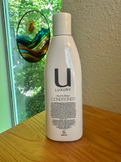 U Luxury by UNITE Pearl and Honey Conditioner