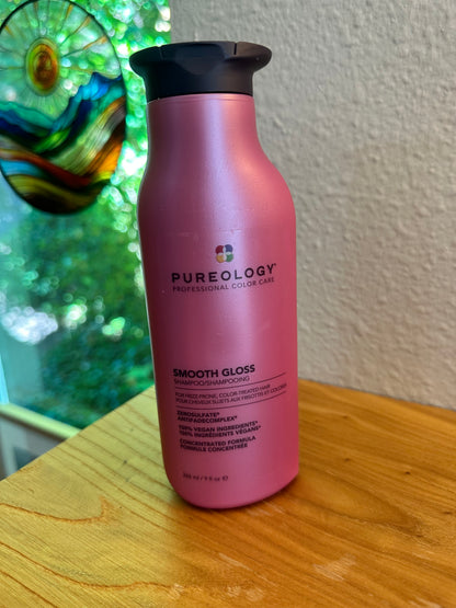 Pureology SMOOTH GLOSS SULFATE-FREE SHAMPOO FOR FRIZZY HAIR