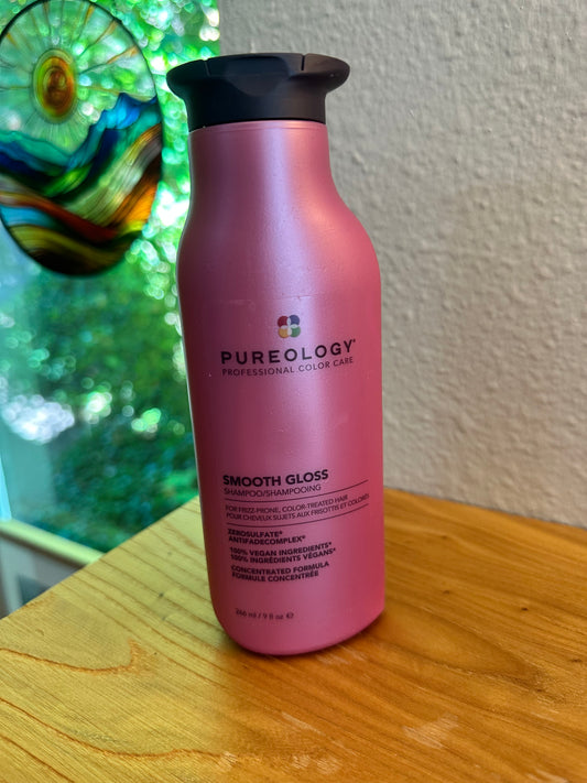 Pureology SMOOTH GLOSS SULFATE-FREE SHAMPOO FOR FRIZZY HAIR