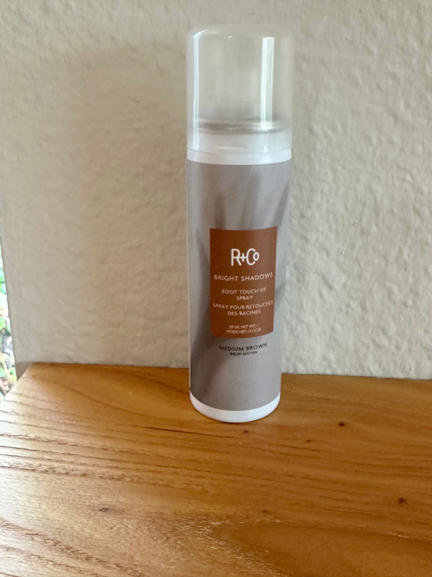 R&Co BRIGHT SHADOWS
ROOT TOUCH-UP SPRAY MEDIUM BROWN
