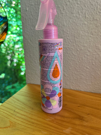 Amika Brooklyn Bombshell Blowout Spray
