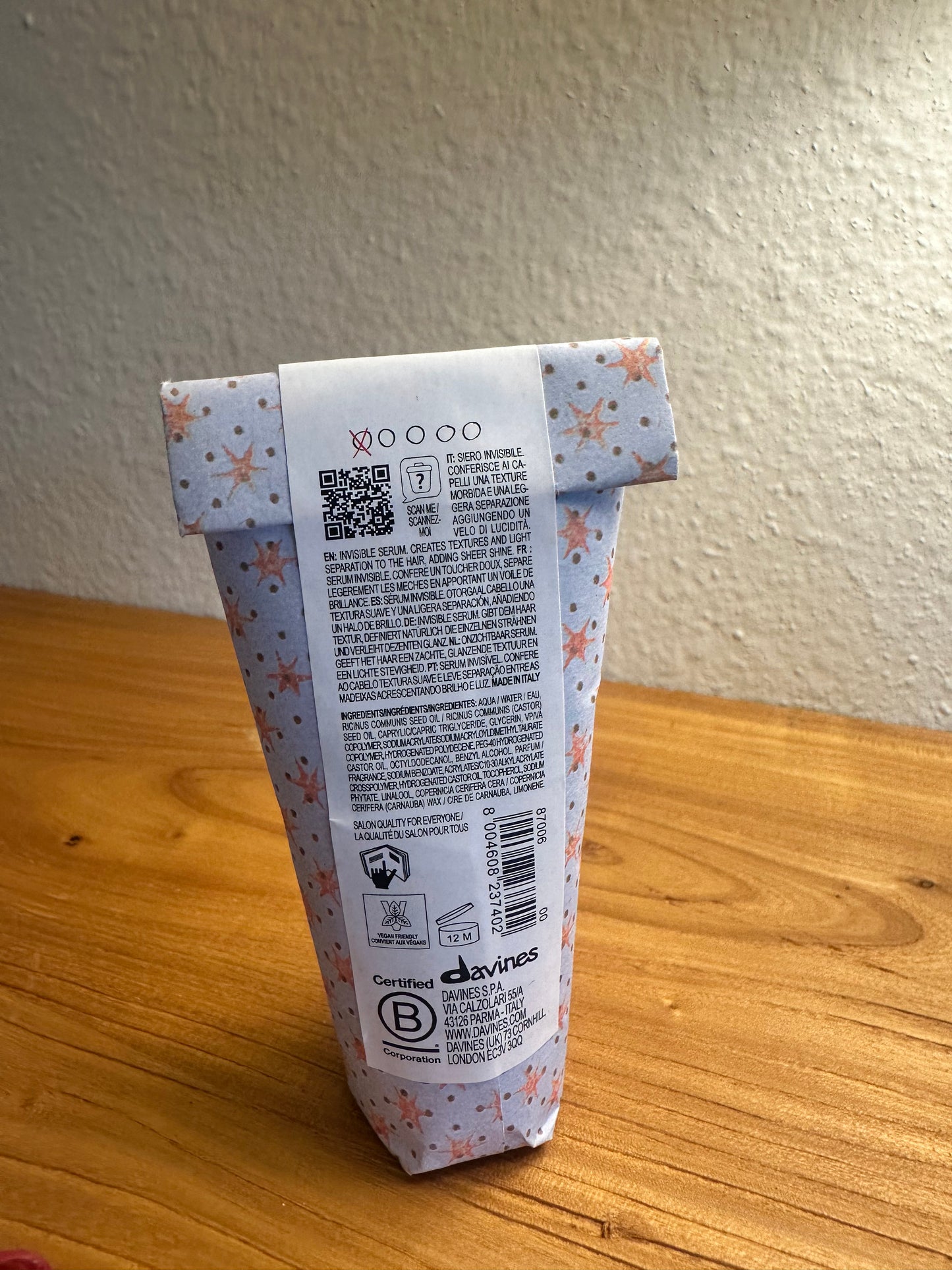 Davines MORE INSIDE
This is an Invisible Serum
Anti frizz serum for tamer hair