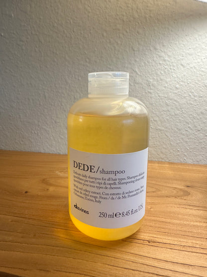 Davines ESSENTIAL HAIRCARE
DEDE Shampoo
Delicate Daily Shampoo