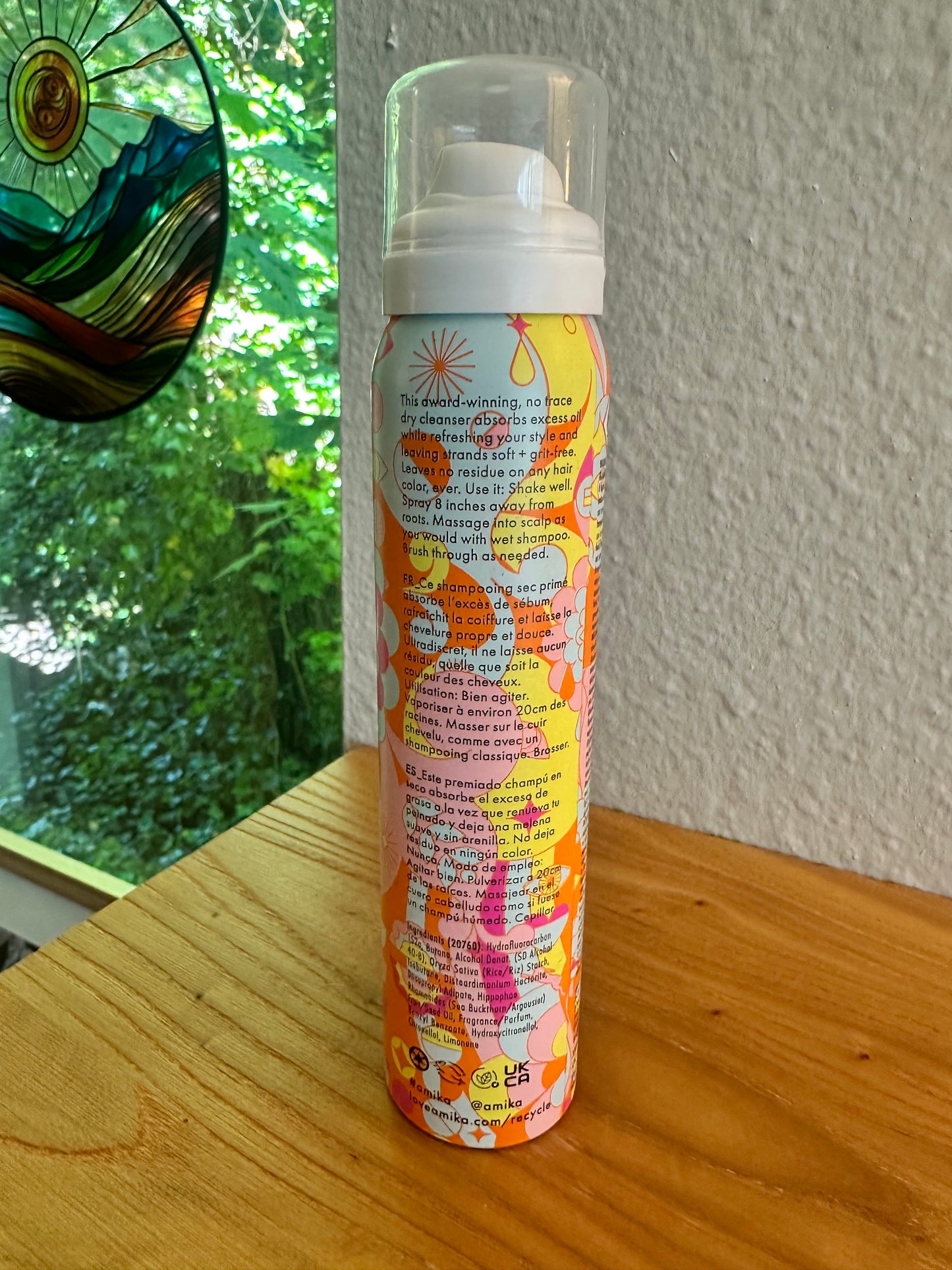 Amika perk up
dry shampoo