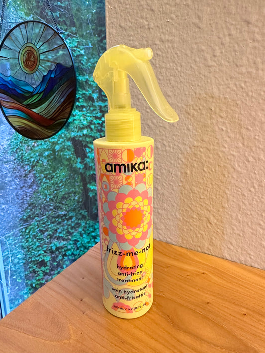 Amika Frizz Me Not Hydrating Anti-Frizz Treatment