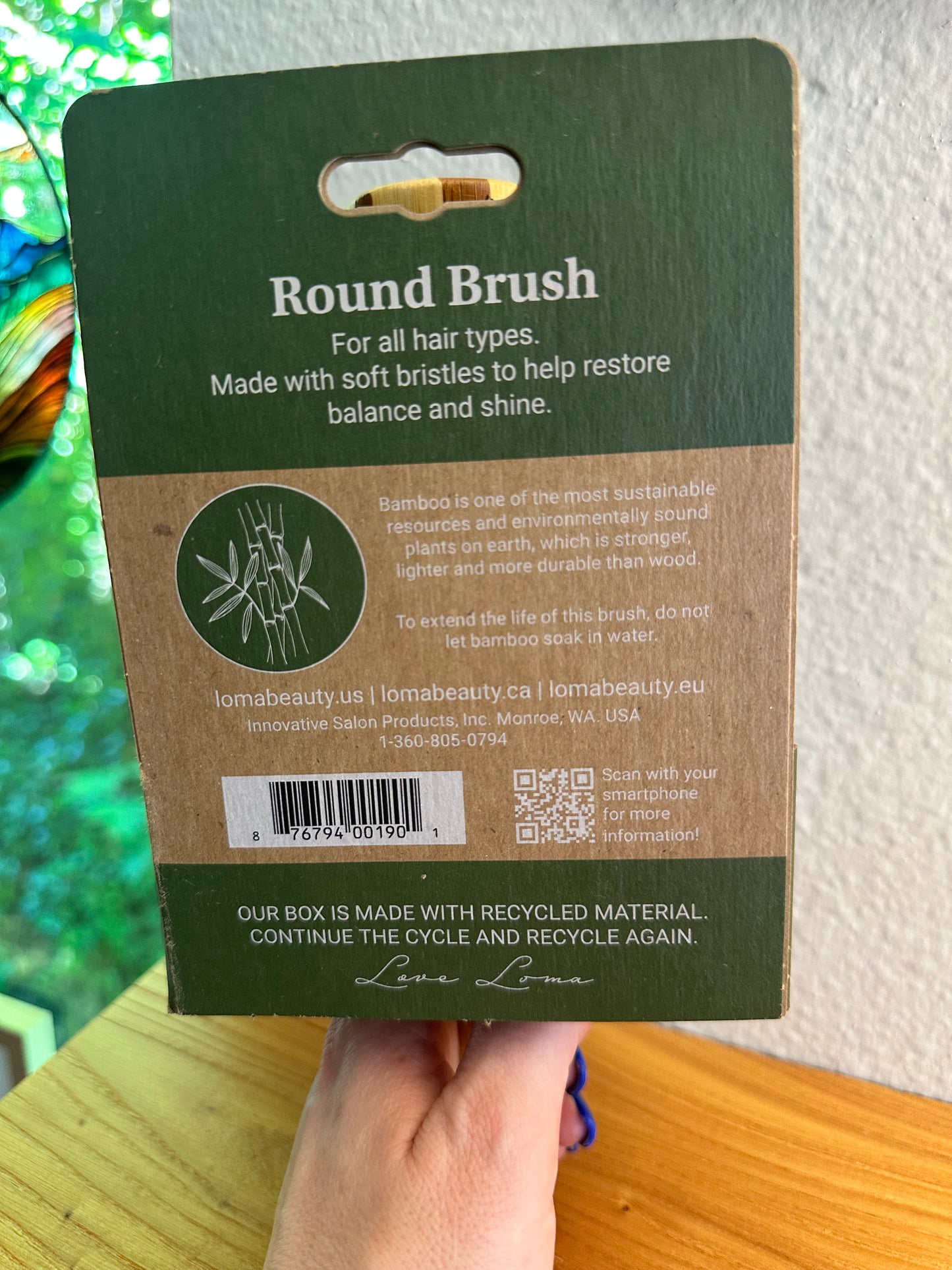 Loma Round Brush