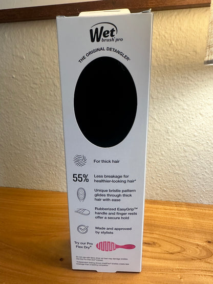Wet Brush Pro Thick Hair Detangler