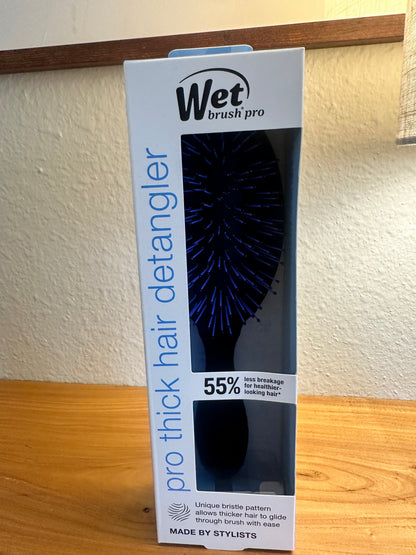 Wet Brush Pro Thick Hair Detangler