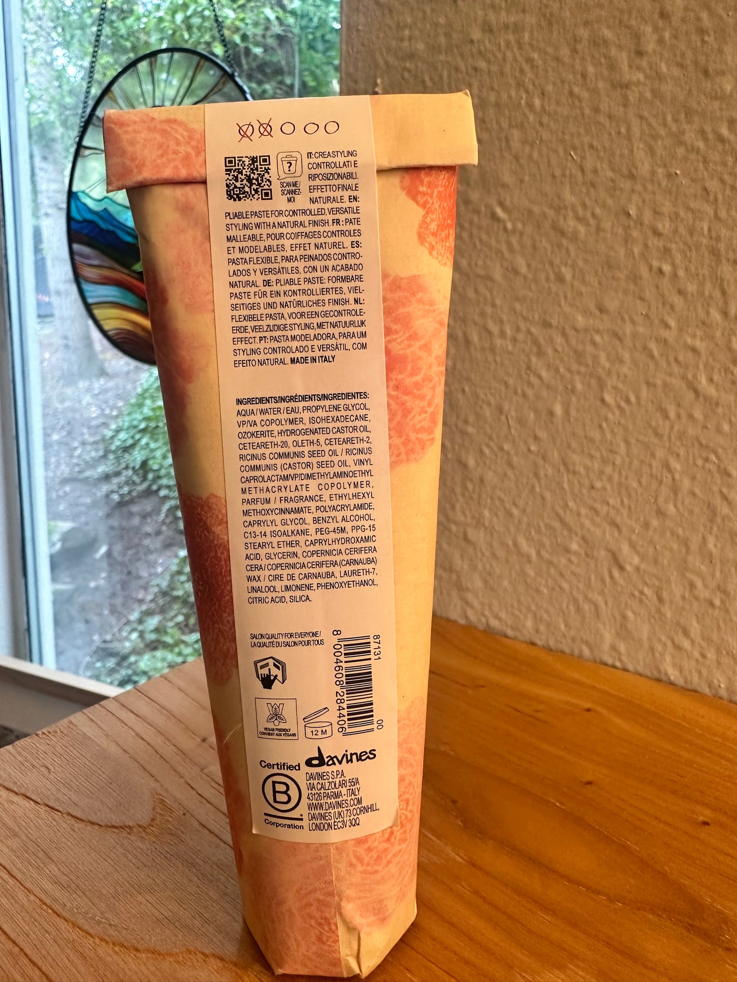 Davines MORE INSIDE
This is a Medium Hold Pliable Paste
Natural finish styling paste