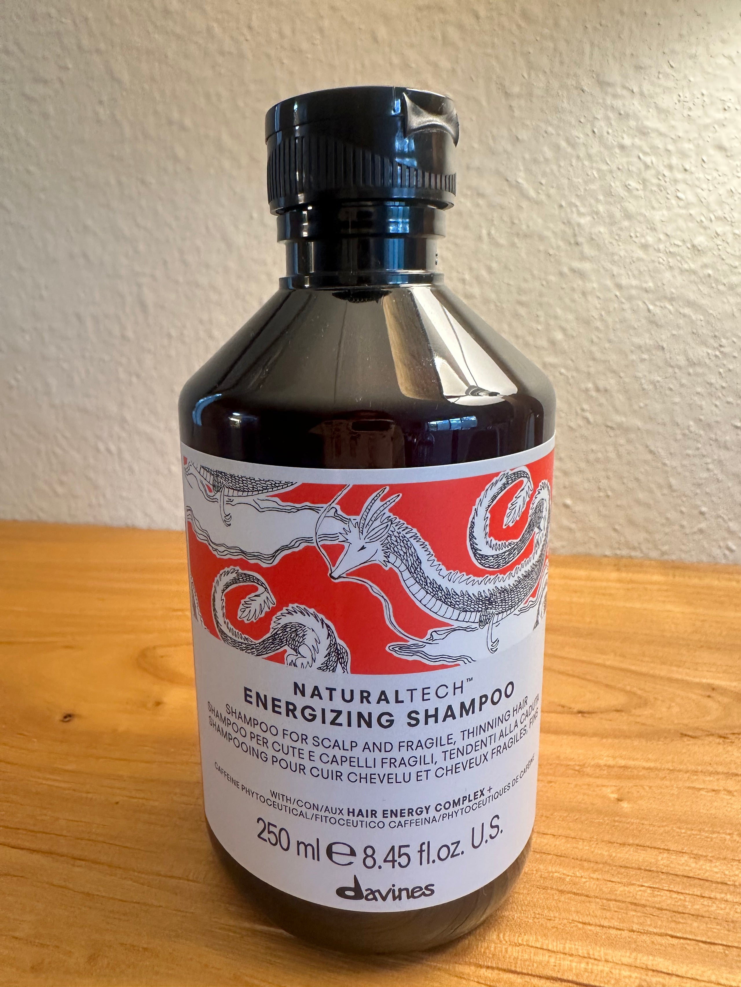 Davines NATURALTECH
ENERGIZING Shampoo
Balancing shampoo