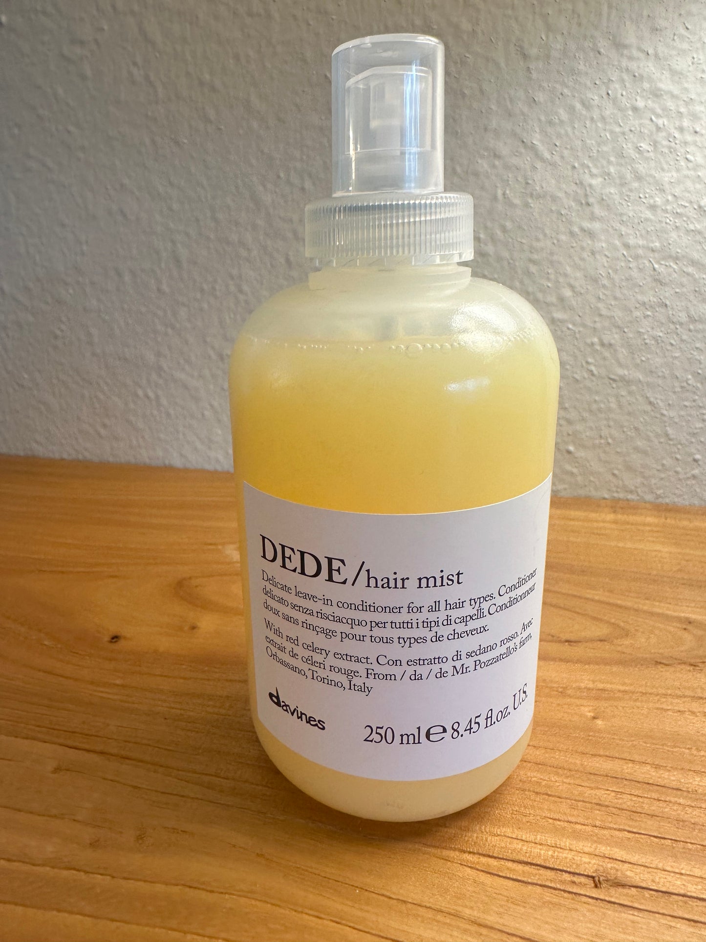 Davines ESSENTIAL HAIRCARE
DEDE Hair Mist
Lightweight Leave-in Conditioner