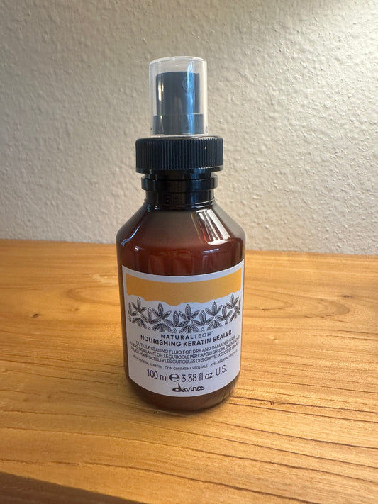 Davines NATURALTECH
NOURISHING Keratin Sealer
Protective and strengthening leave-in fluid