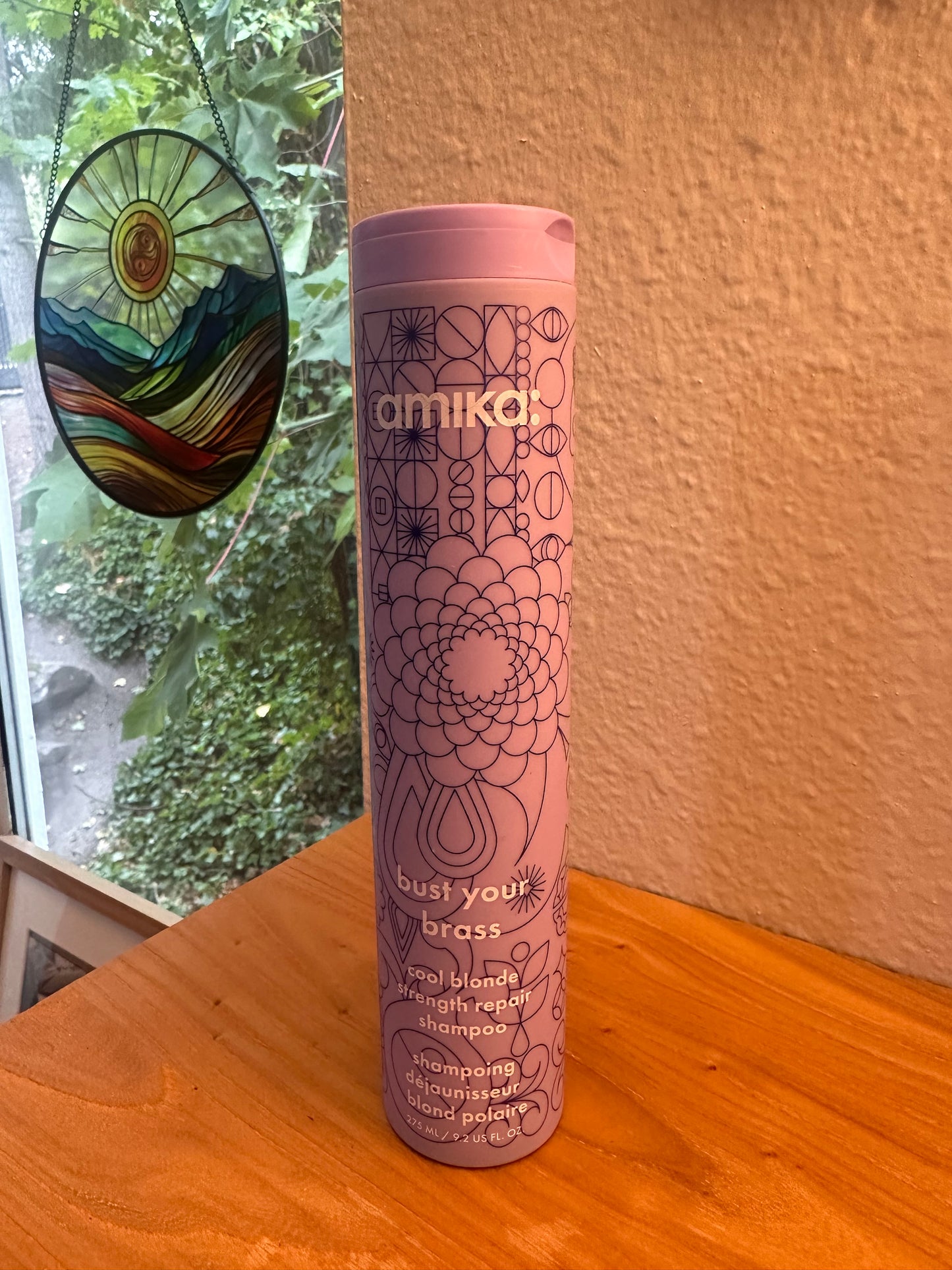 AMIKA BUST YOUR BRASS COOL BLONDE STRENGTH REPAIR SHAMPOO