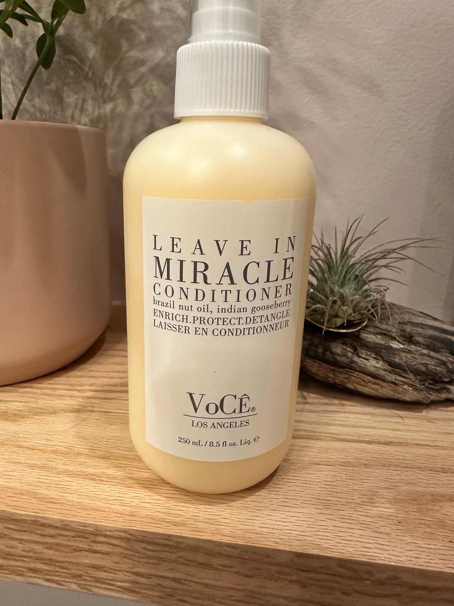 VoCÊ Haircare – Natural Leave-In Miracle Conditioner Spray for Dry and Damaged Hair