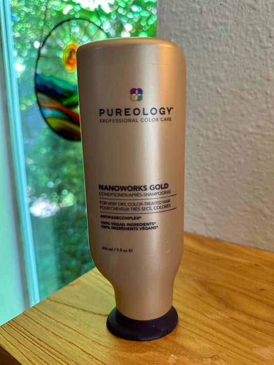 Pureology Nanoworks Gold Conditioner