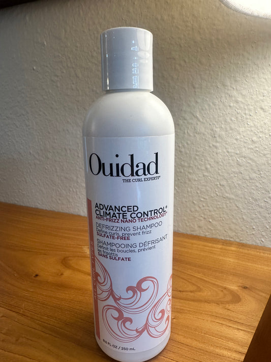 Ouidad Advanced Climate Control® Defrizzing Shampoo